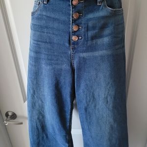 High waisted wide leg denim capri